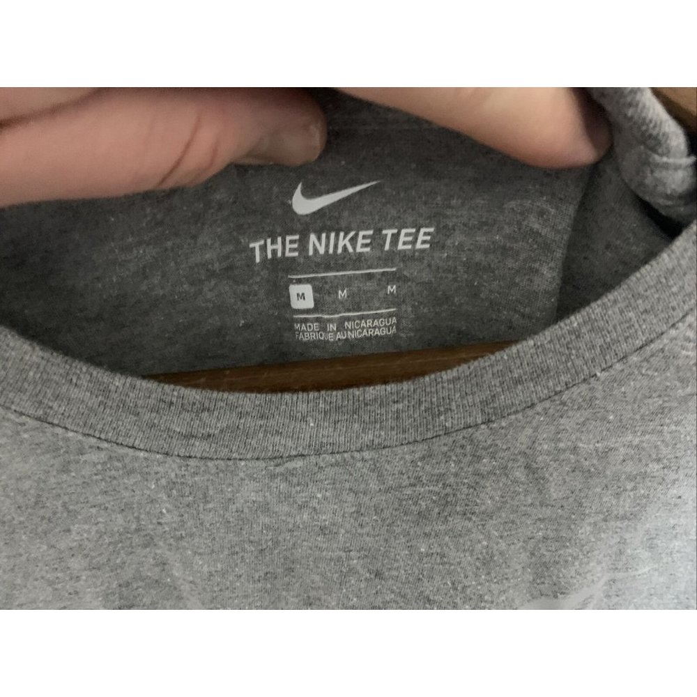 Nike air men’s M heather gray short sleeve graphic t shirt swoosh logo - Picture 3 of 5
